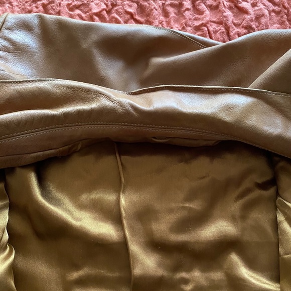 Jacket - Picture 4 of 8